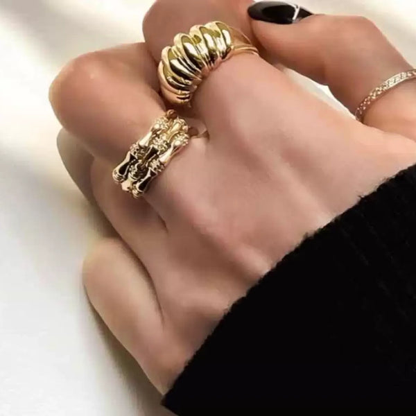 Open Croissant Ring